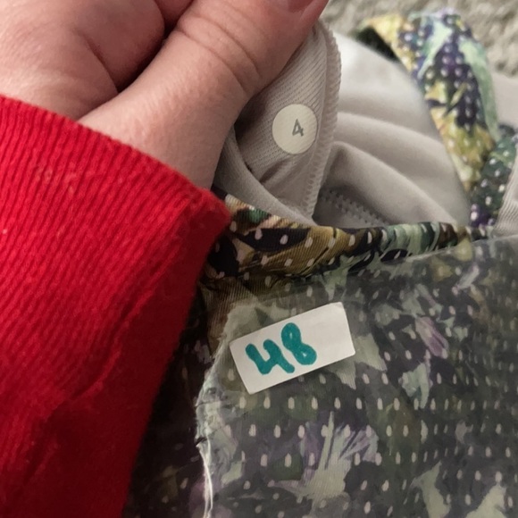 Lululemon Green and Purple Floral Athletic Top - Picture 5 of 5